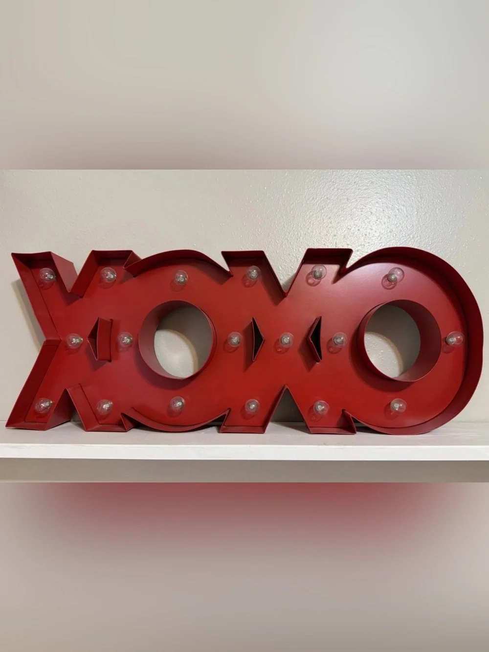 Red Marquee XO Light Sign